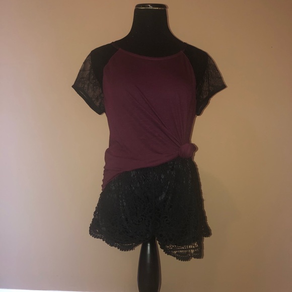 Pants - Black laced boutique shorts!
